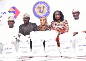 Palliatives: Dangote donates 80,000 bags of rice to Lagos residents