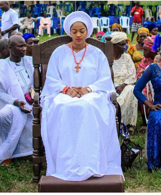 3years after ceremonial wedding, GatekeeperNews reports Queen Naomi Silekunola Quits As Olori of Ooni