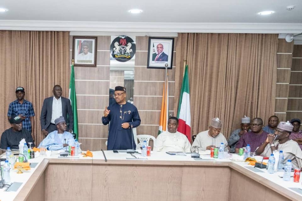 2023 Election: Former and present speakers of PDP-controlled House of Assembly praise Udom Emmanuel